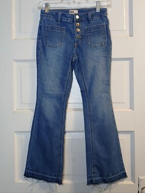 SO Jeans Womens Size 8 Blue High Rise Button Fly Flare Raw Hem Patch Pocket